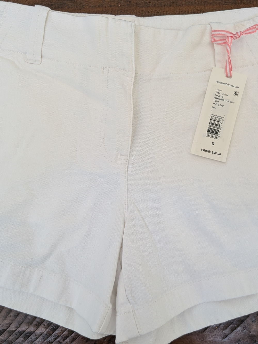 Vineyard Vines White Women's Bermuda Shorts